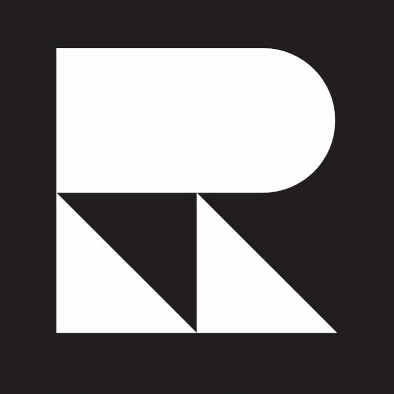 The Sign R logo de revista